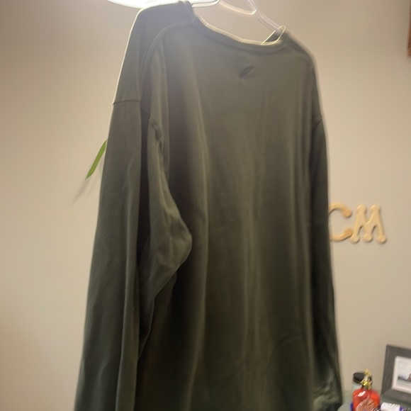 Publish Long sleeve - Picture 4 of 5